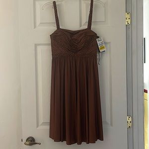 BRAND NEW Adrianna Papell brown cocktail dress. Size 8